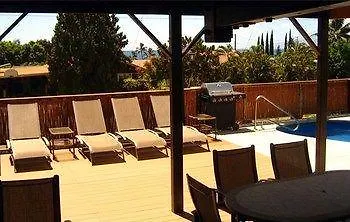 The Guest House Lahaina Bed & Breakfast
